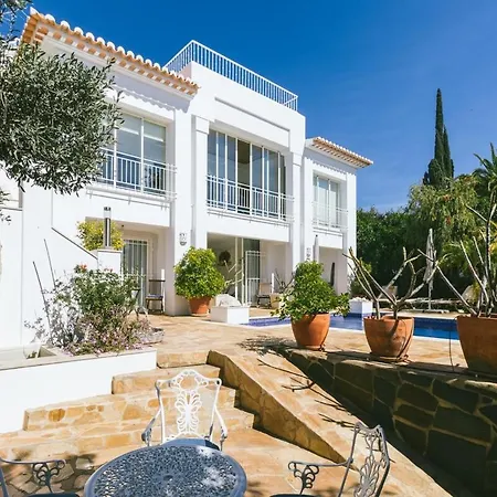 Traumhaft Schoene Mit Pool Und Meerblick * アルブフェイラ