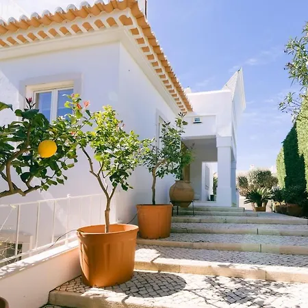 Traumhaft Schoene Mit Pool Und Meerblick