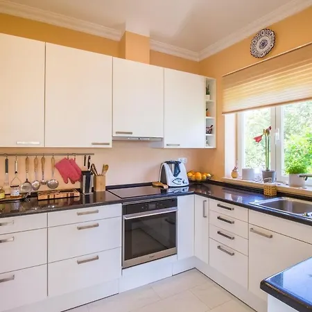 Holiday home Traumhaft Schoene Mit Pool Und Meerblick