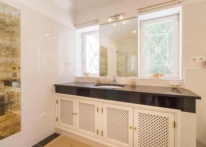 別荘 Traumhaft Schoene Mit Pool Und Meerblick