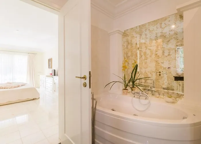 別荘 Traumhaft Schoene Mit Pool Und Meerblick アルブフェイラ