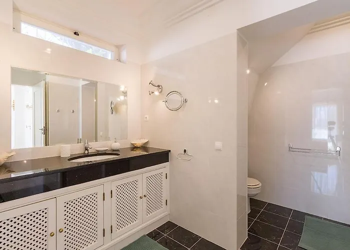 別荘 Traumhaft Schoene Mit Pool Und Meerblick アルブフェイラ