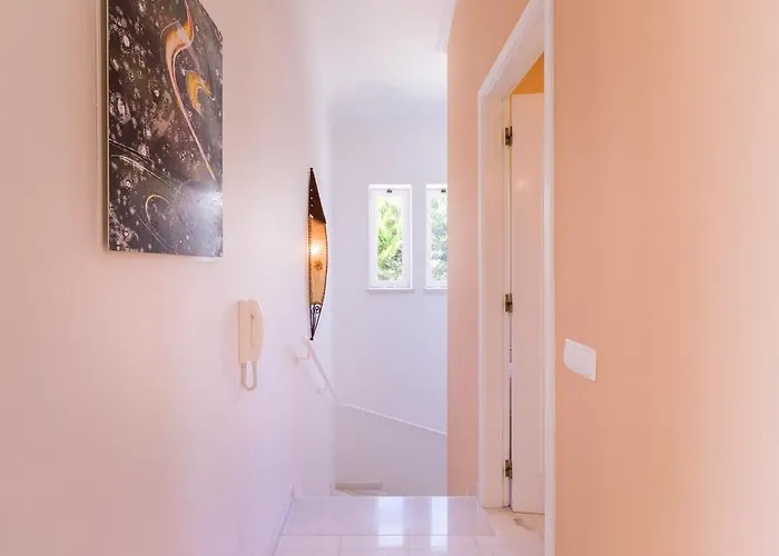 Traumhaft Schoene Mit Pool Und Meerblick 別荘 *