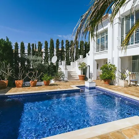 Traumhaft Schoene Mit Pool Und Meerblick * 阿尔布费拉