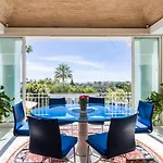 度假居 Traumhaft Schoene Mit Pool Und Meerblick 阿尔布费拉